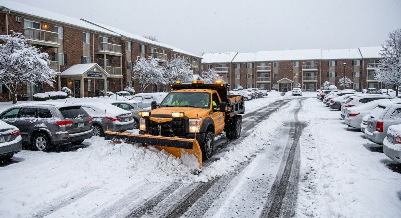 Parking Lot Snow Plowing in Brooklyn, NY